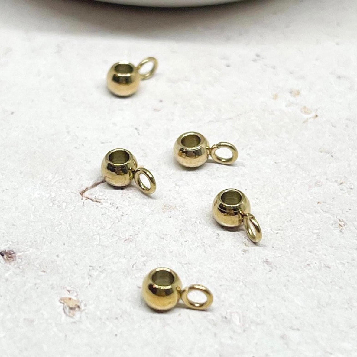 5 St. Anhängerschlaufe aus 304 Edelstahl, Ionenebeschichtet, Wasserfest.