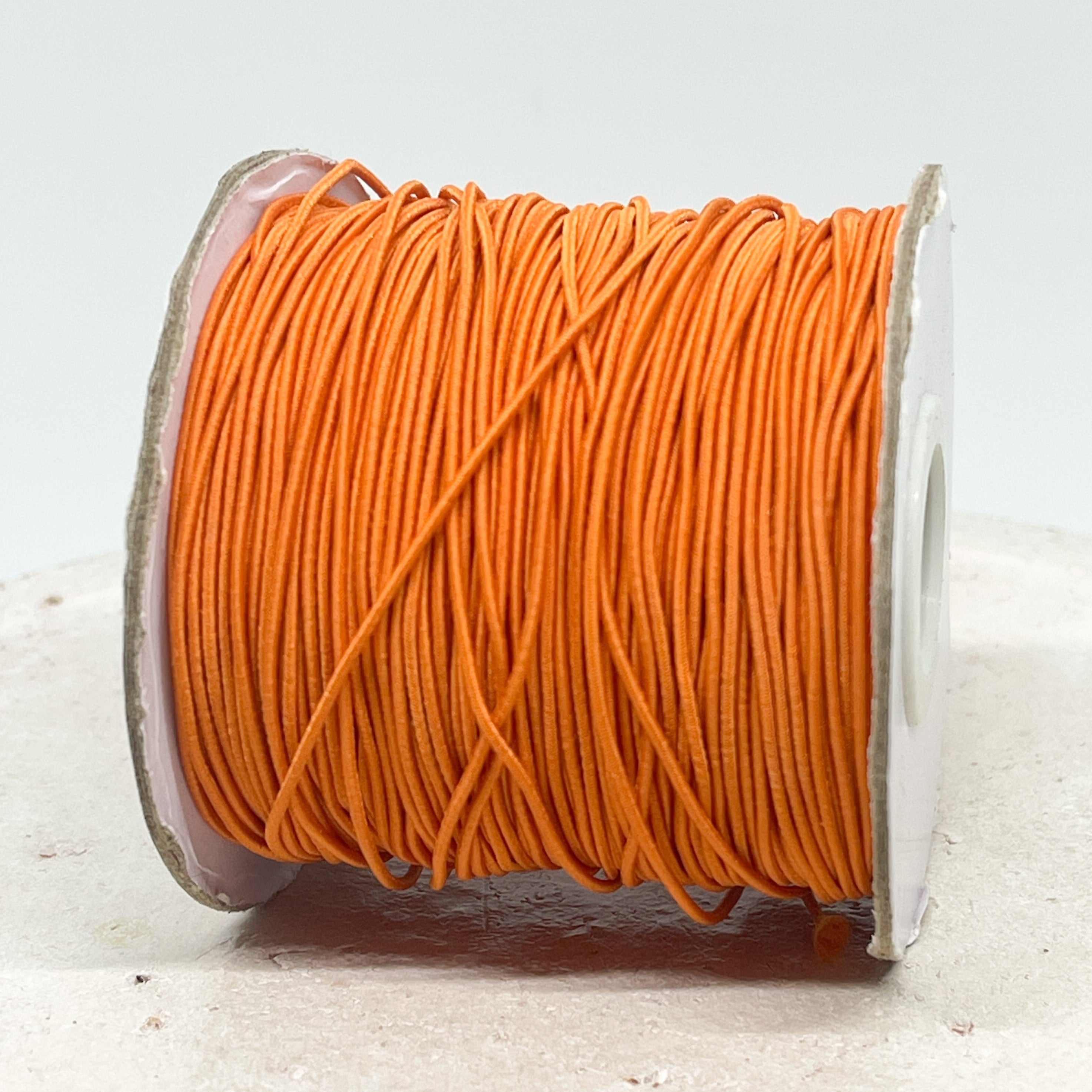 Elastisches Band in Dunkelorange