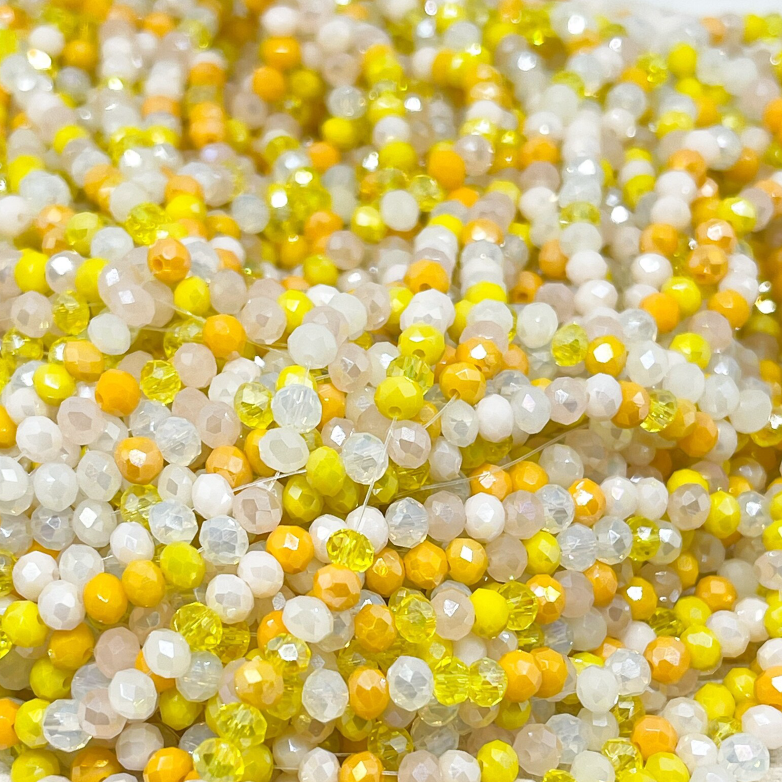 Kristallperlen in Gelb