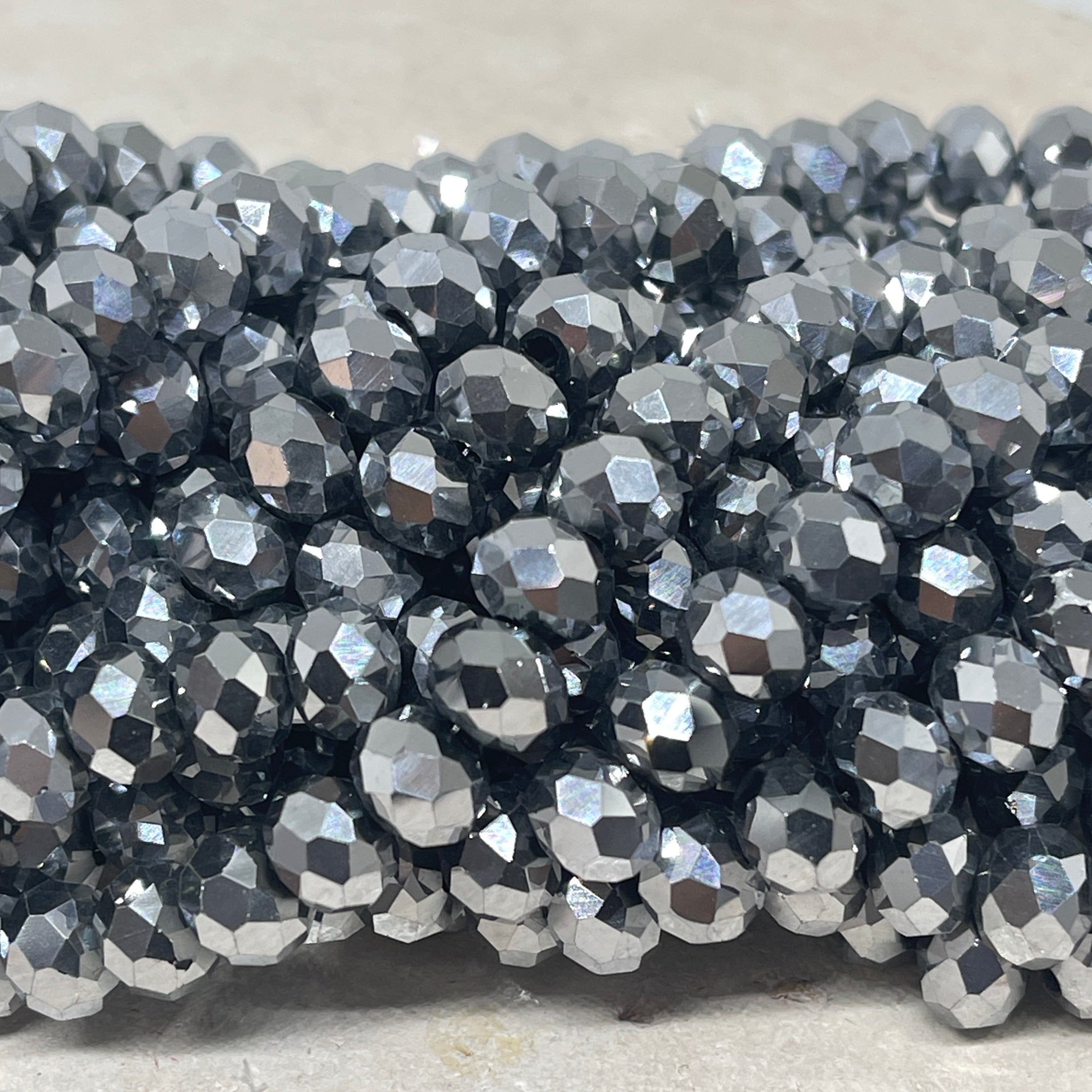 Kristallperlen 8mm 66 St. - Silber Metallic