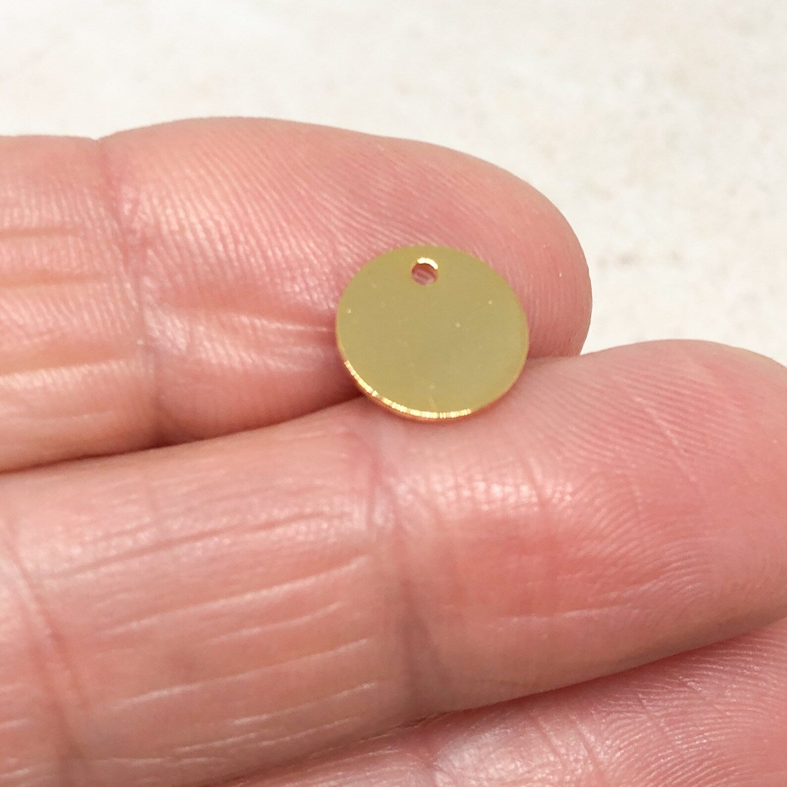 Edelstahl Plättchen Anhänger 6 St. filigran - Goldfarben