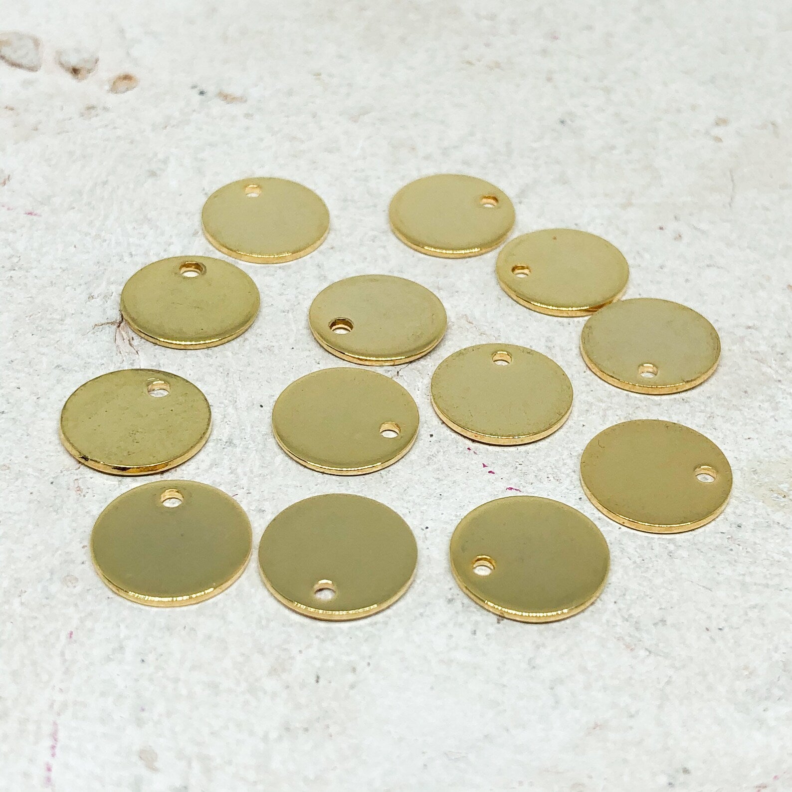 Edelstahl Plättchen Anhänger 6 St. filigran - Goldfarben