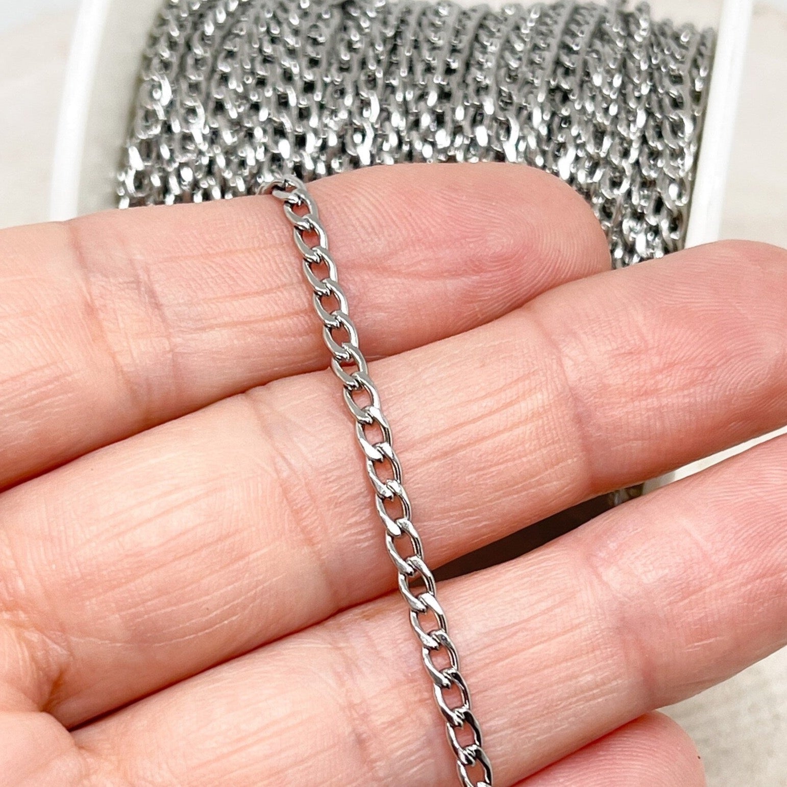 Panzerkette aus Edelstahl 5mm x 3mm x 0,8mm Silberfarben