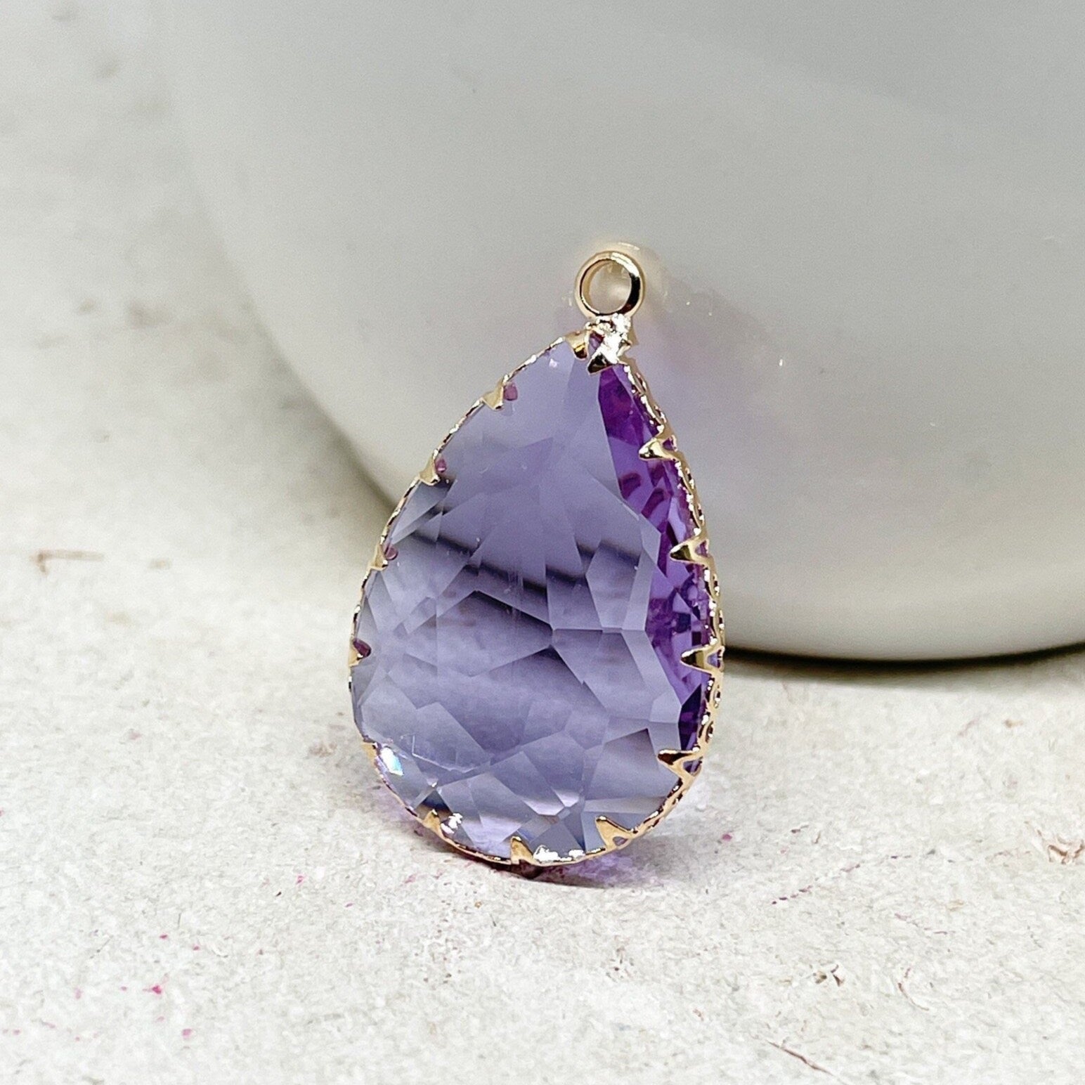 Anhänger Glas Tropfen - Helllila