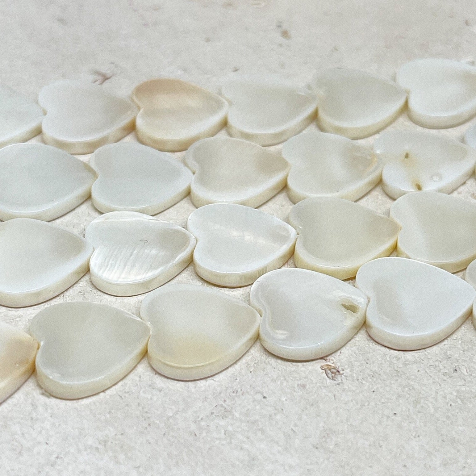 Perlmutt Herzen 14mm