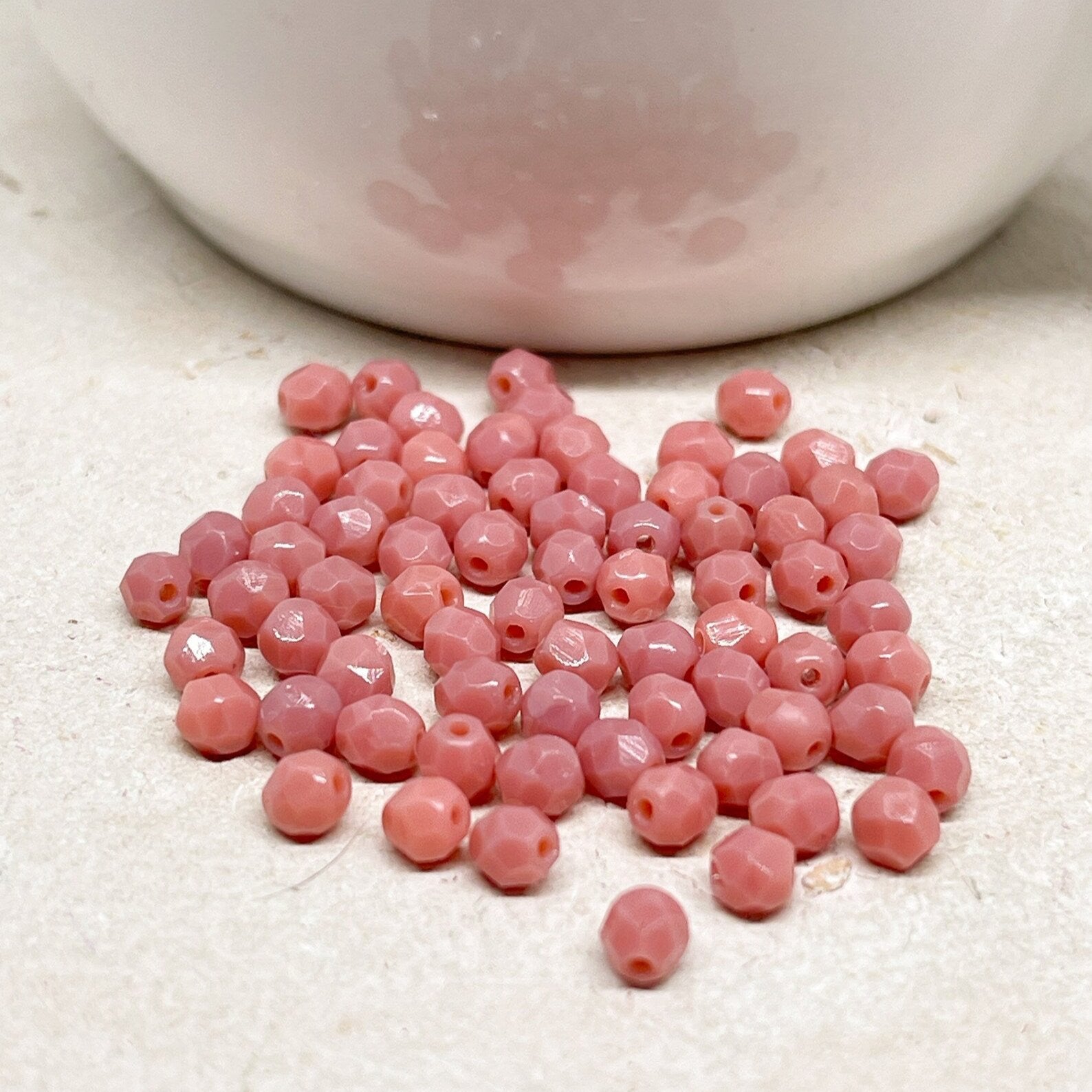Böhmische Glasschliffperlen 4mm Carnation Pink 100 St.