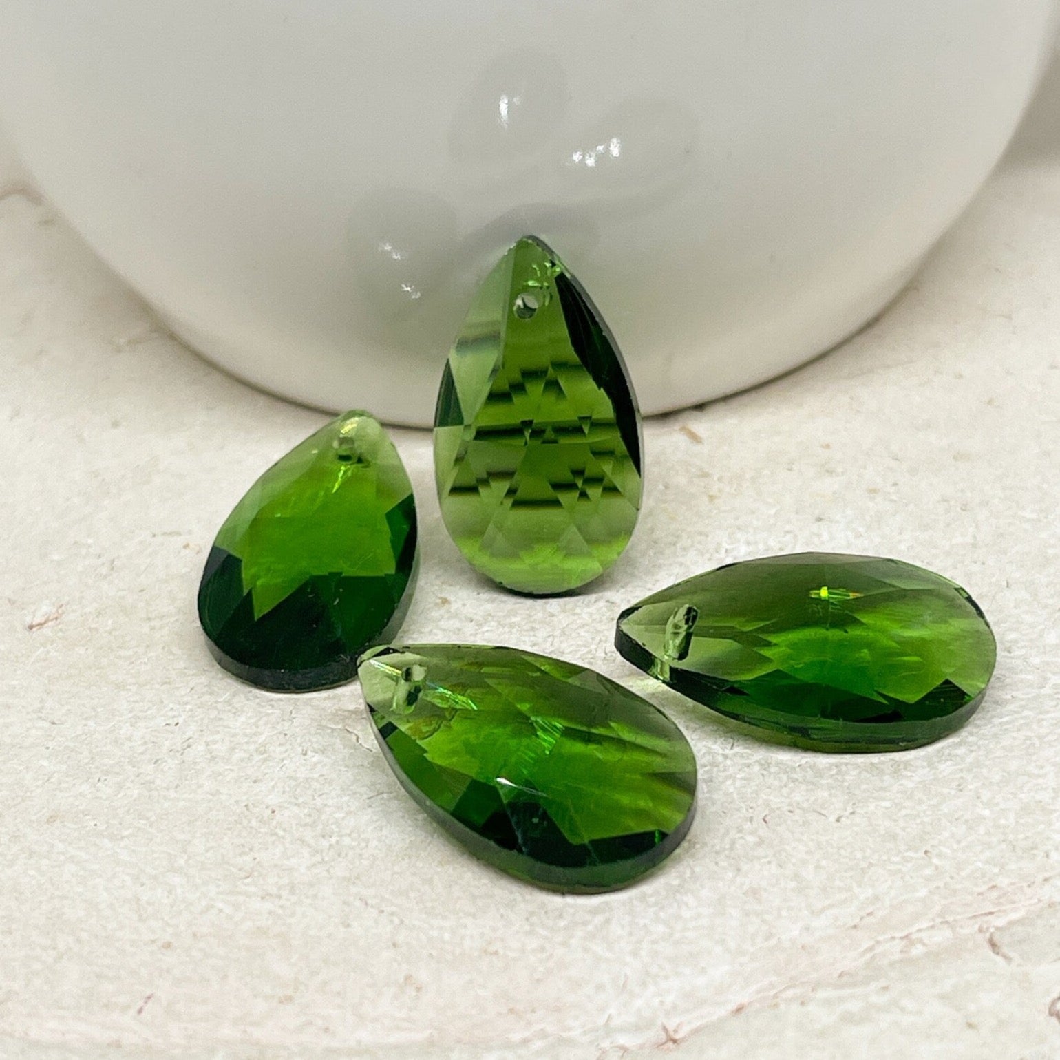 Kristallperlen - Olivgrün