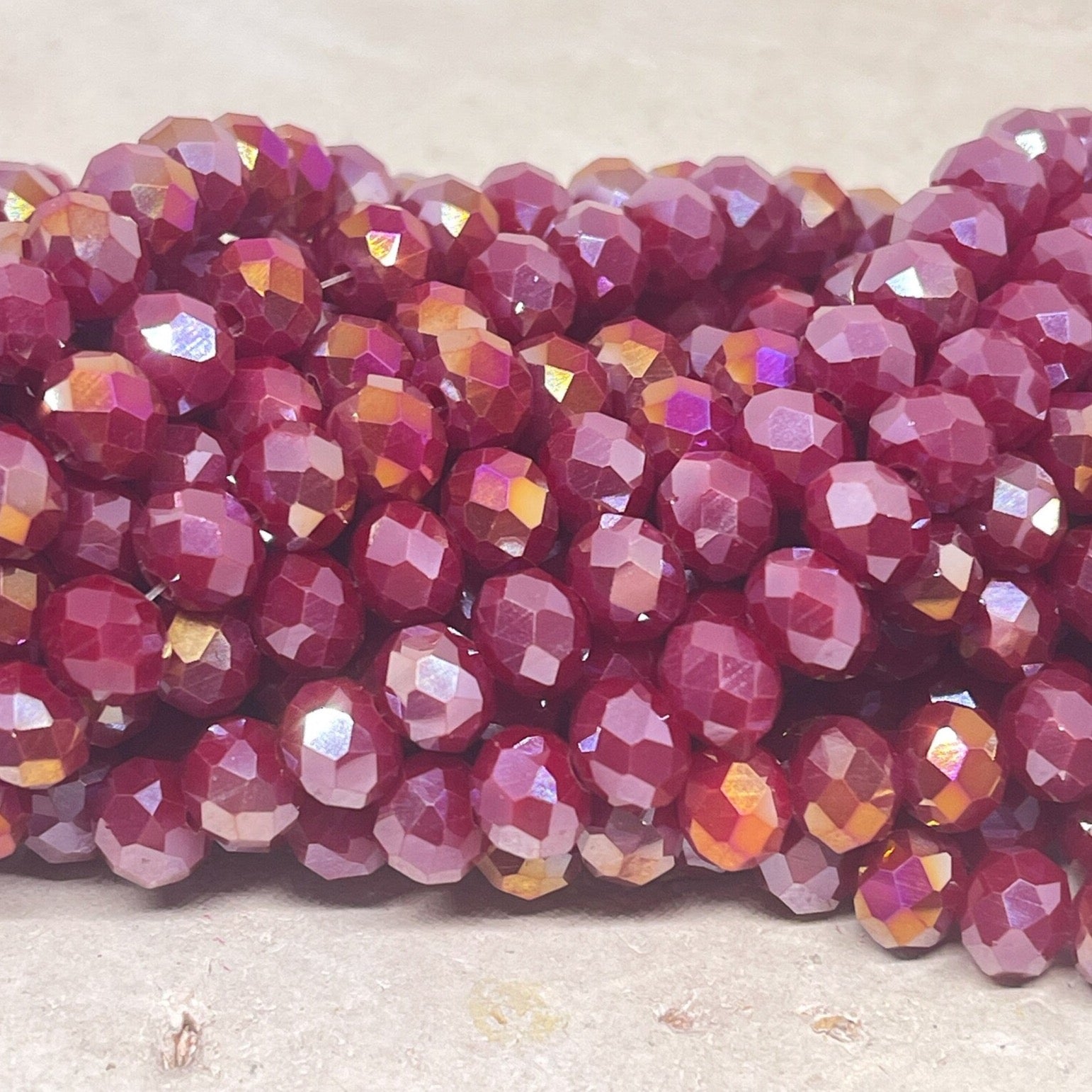 Kristallperlen 8mm Glasschliffperlen 65 St. - Opaq Rot AB