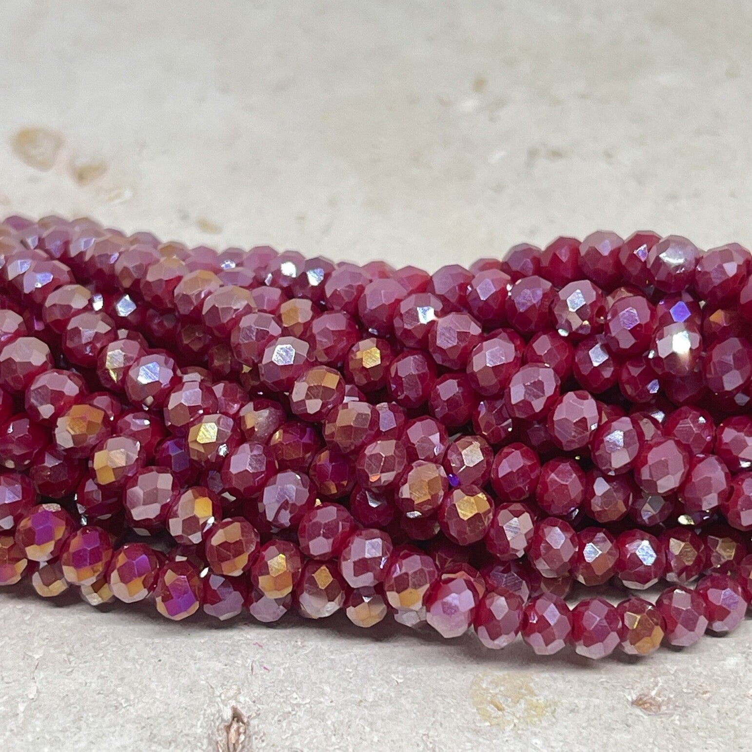 Glasschliffperlen - Opaq Rot AB