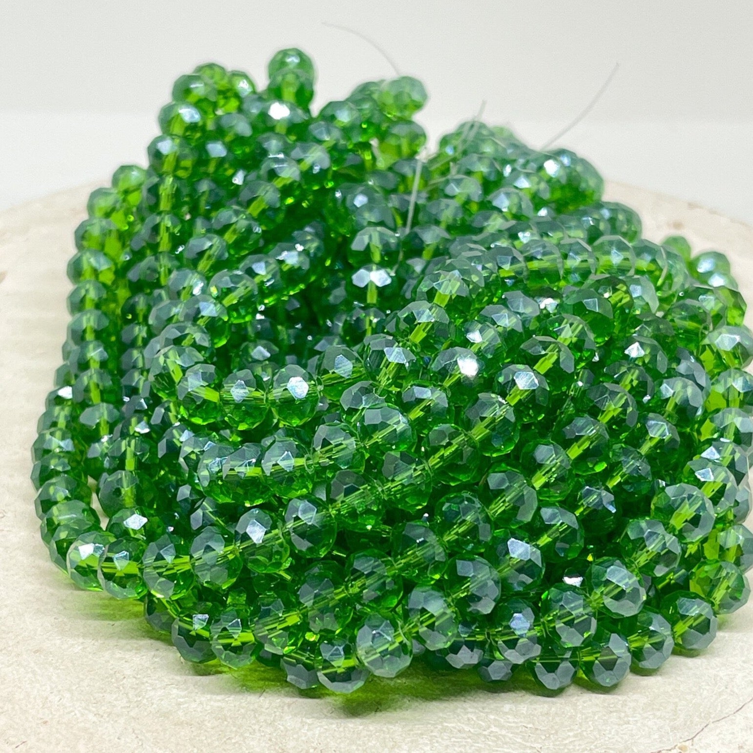 Kristallperlen 8mm 65 St. Glasschliffperlen - Grün
