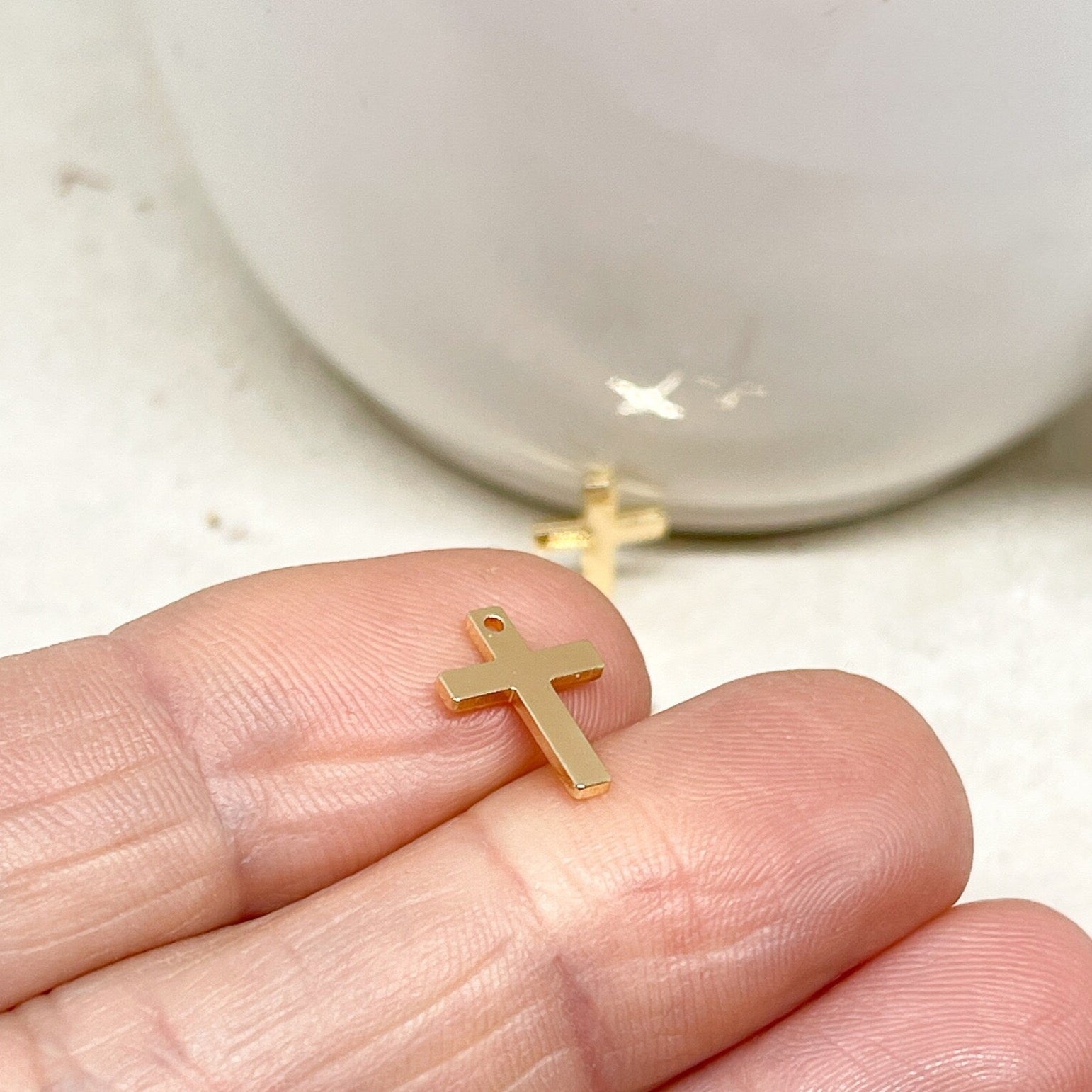 Kreuz Anhänger Charm 5 St. vergoldet