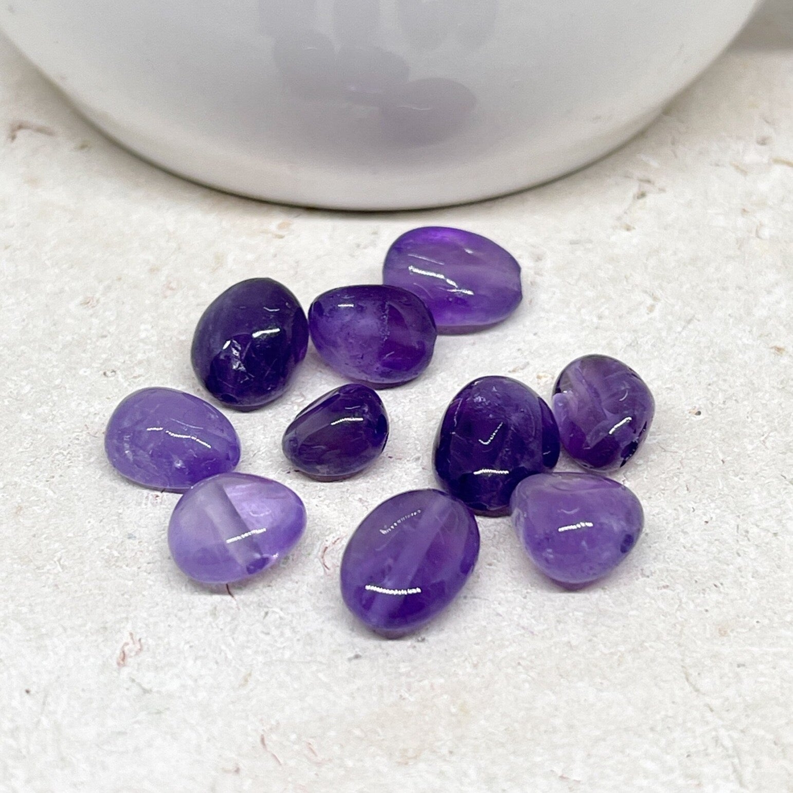 Amethyst Edelstein Perlen 10 St. Nuggets 5mm - 12mm