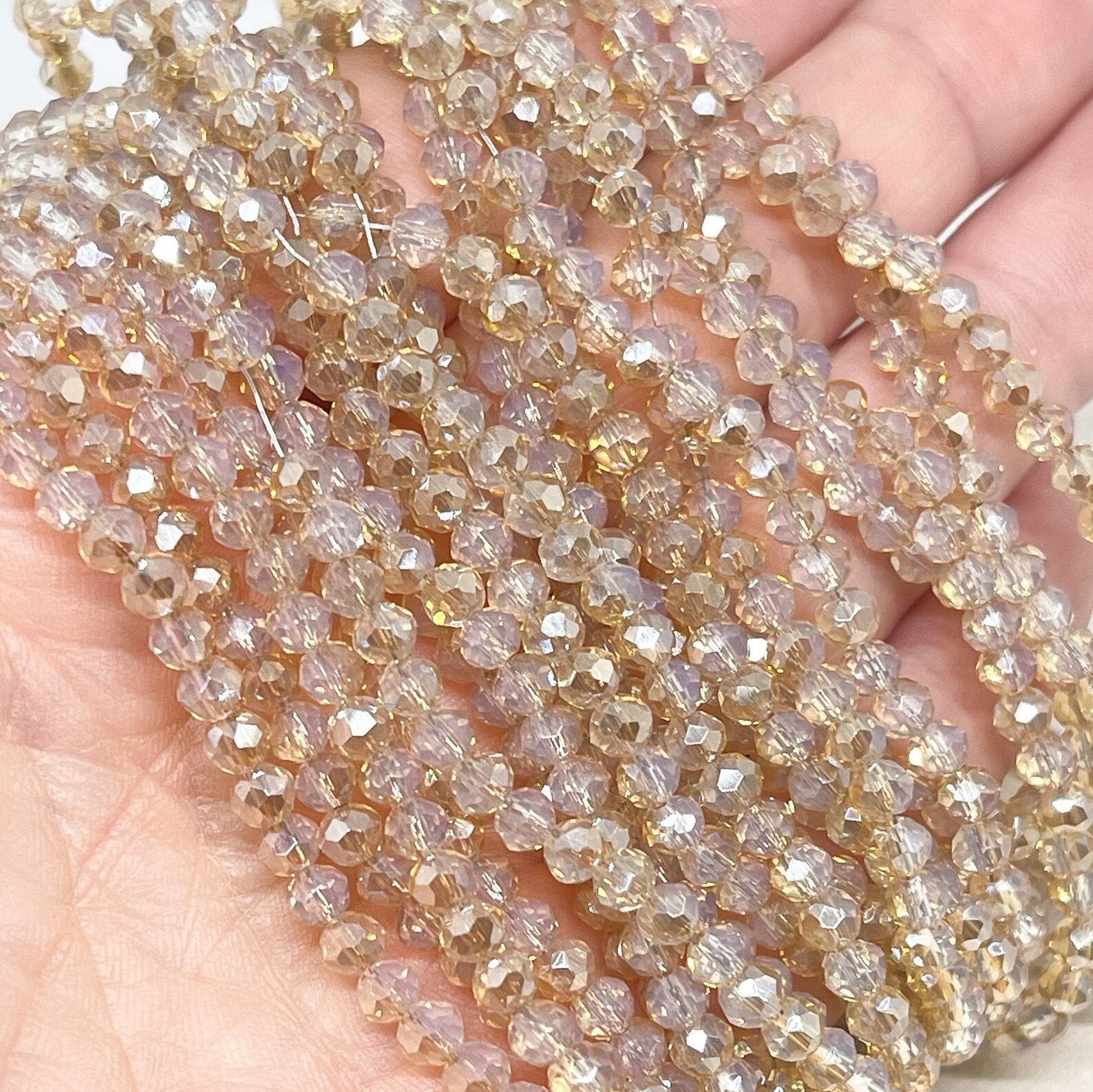 Kristallperlen 4mm Hellbeige