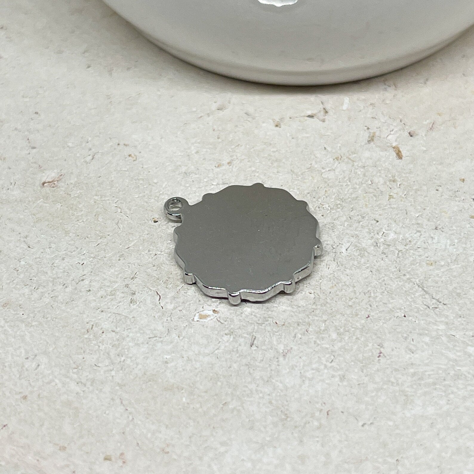 Anhänger Scheibe flach mit Libelle aus 304 Edelstahl