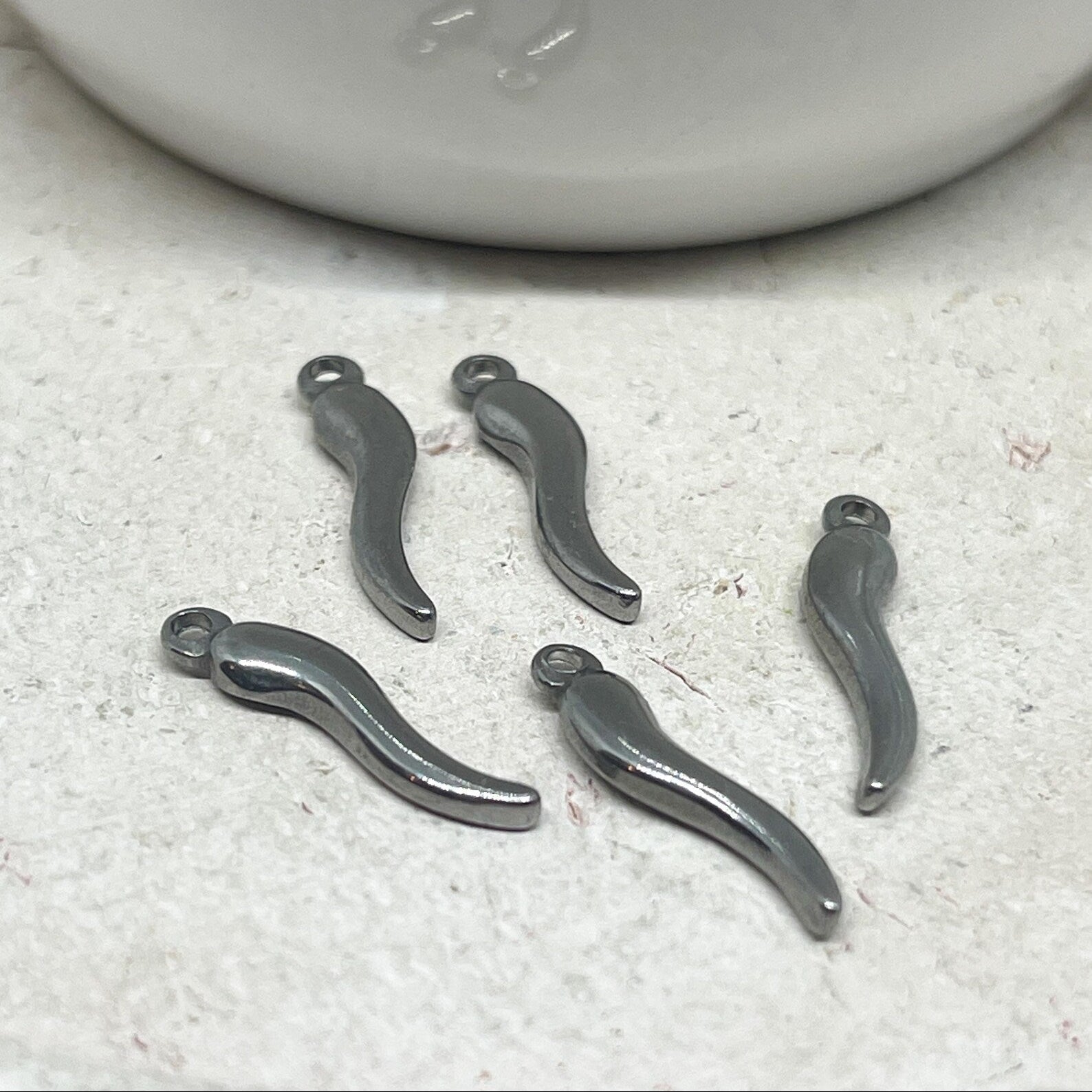 Cornicello Anhänger aus 304 Edelstahl.