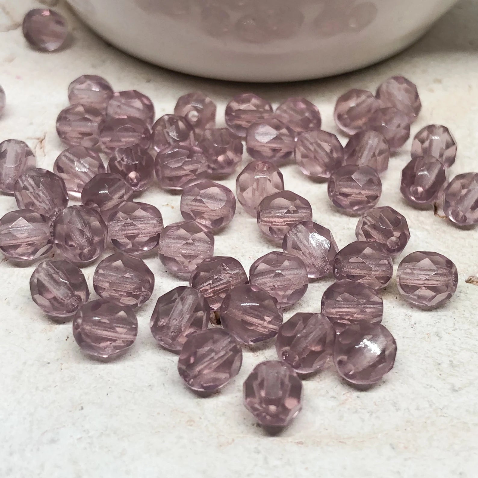Böhmische Glasschliffperlen 50 St. 6mm Glasperlen Lila