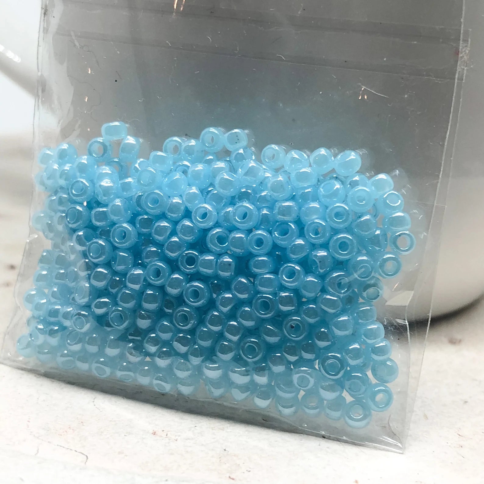 TOHO Beads Perlen Rocaille 10g Nr. 143 Ceylon Aqua