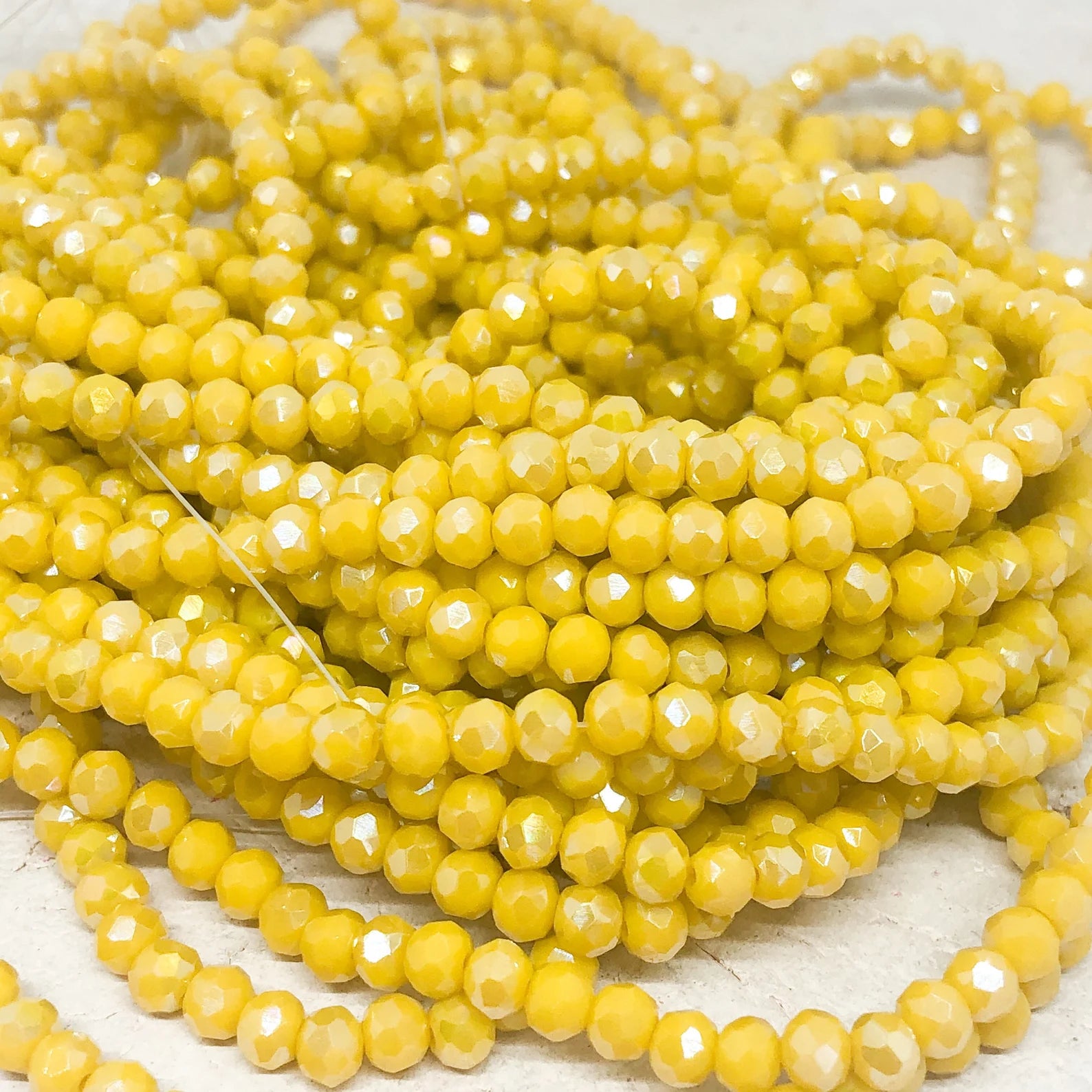 Kristallperlen 4mm Gelb