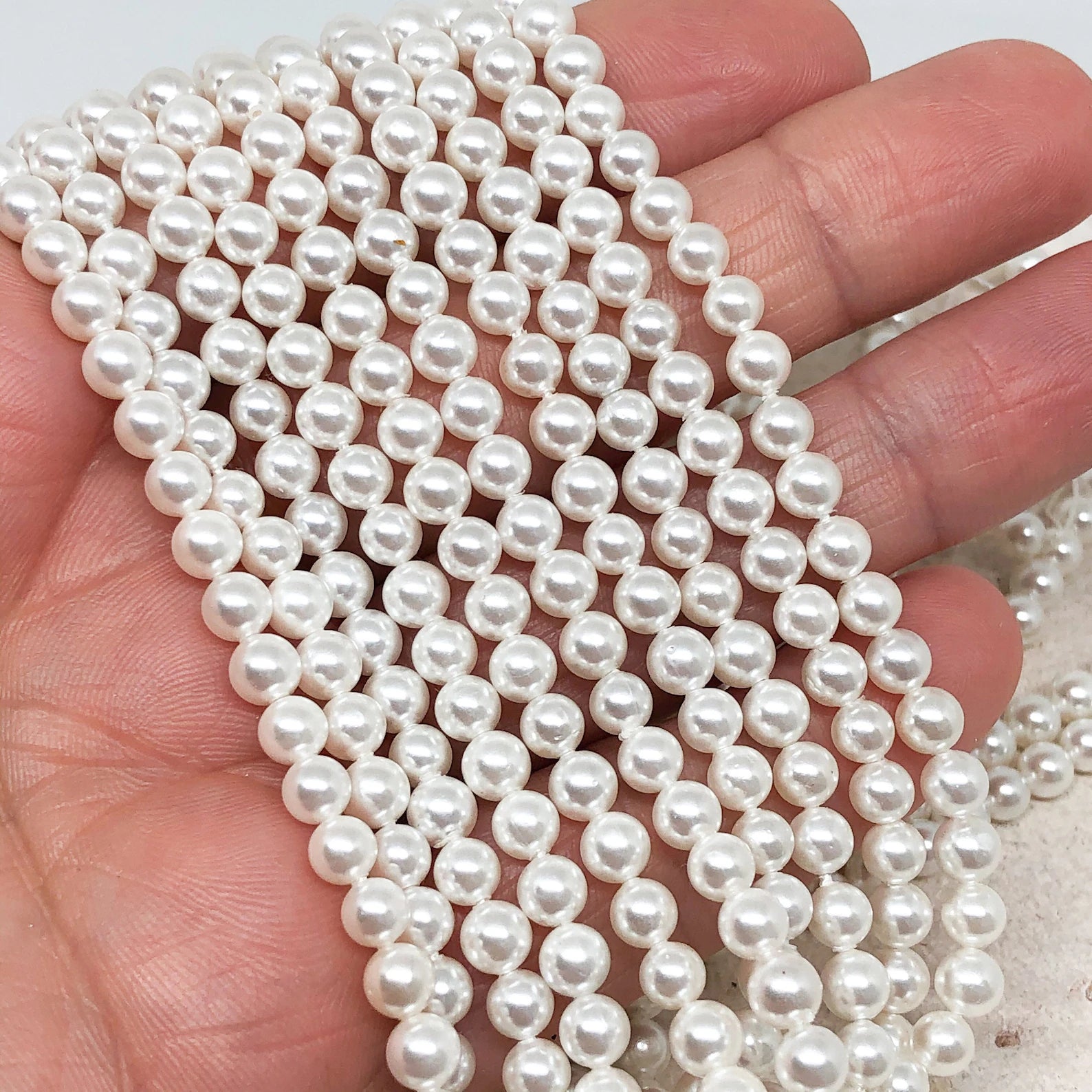 Muschelkern Perlen 4/6/8/10mm in Weiß