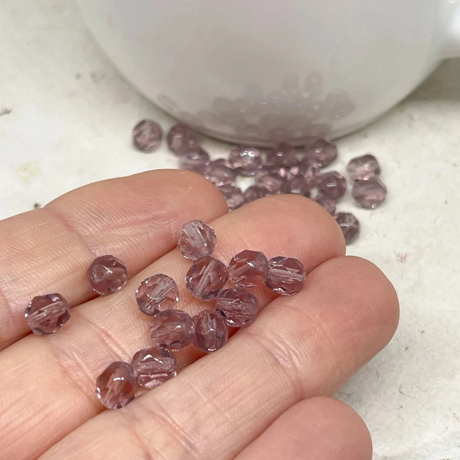 Böhmische Glasschliffperlen 50 St. 6mm Glasperlen Lila