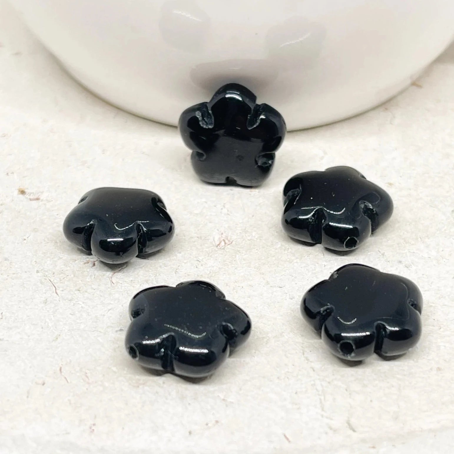 Blumen Perle aus Onyx 10 St. Schwarz 15mm