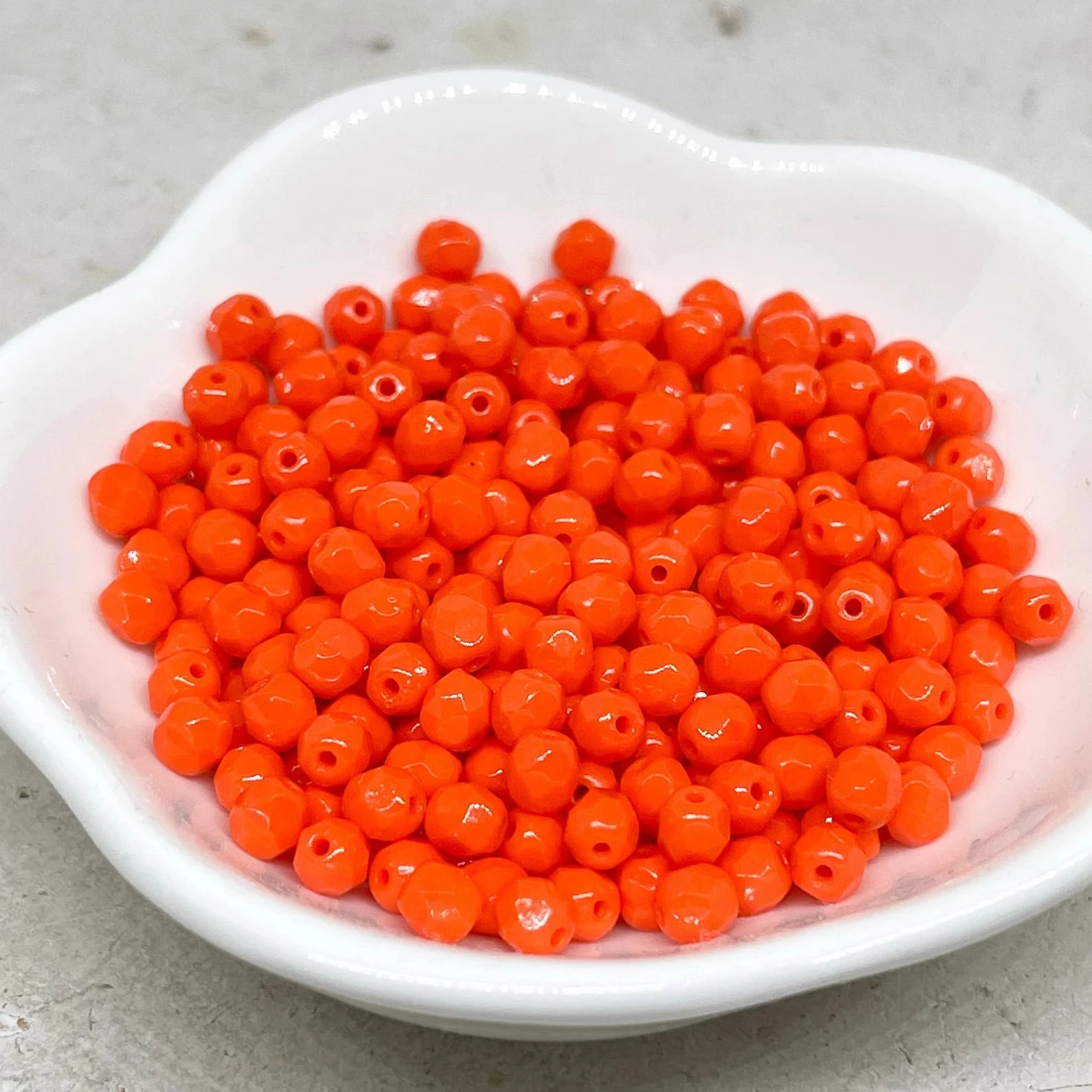 Böhmische Glasschliffperlen 4mm 100 St. Opaque Orange