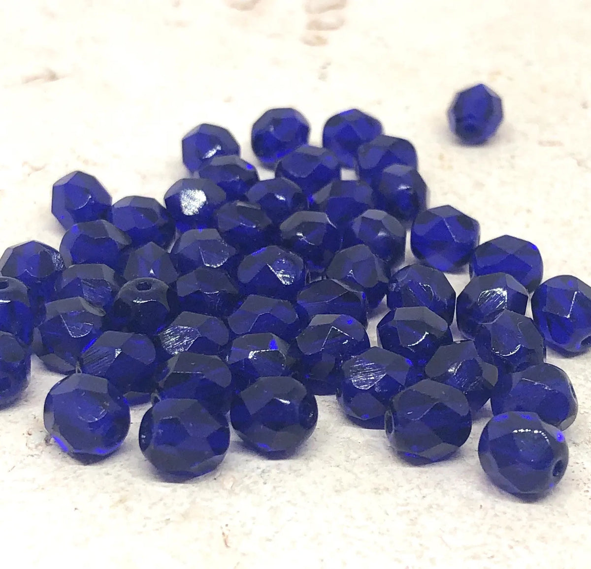Böhmische Glasschliffperlen 6mm Cobaltblau