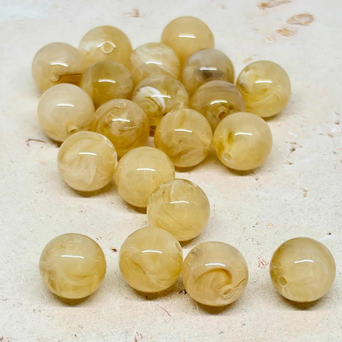 Acrylperlen Beige 12mm