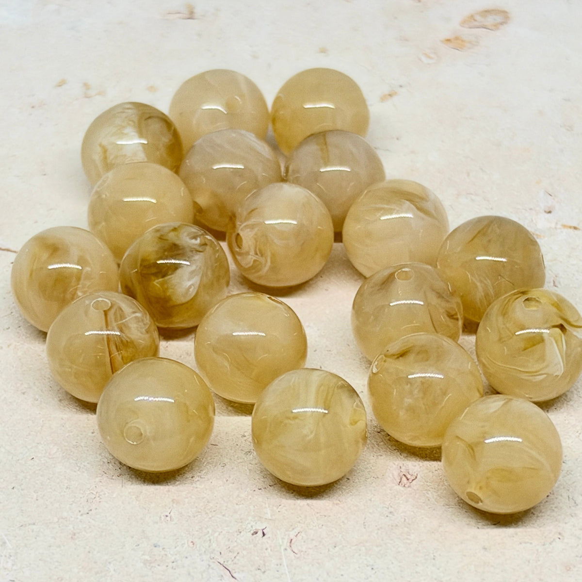 Acrylperlen Beige 12mm