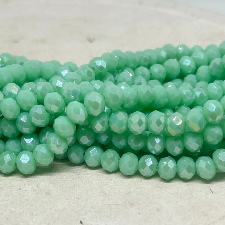 Kristallperlen 6mm Grün