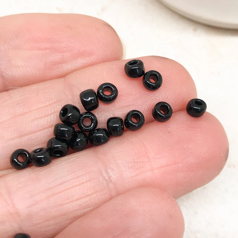 TOHO Perlen Rocaille 10 Gramm Schwarz Nr. 49