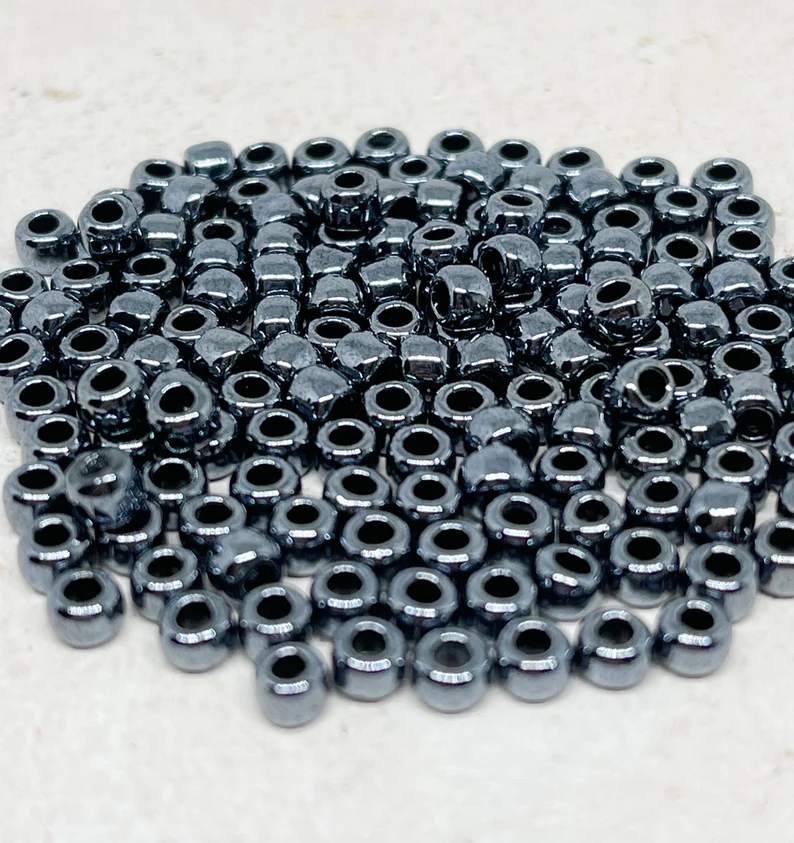 TOHO Perlen Rocaille 10g Metallic Hematite Nr. 81
