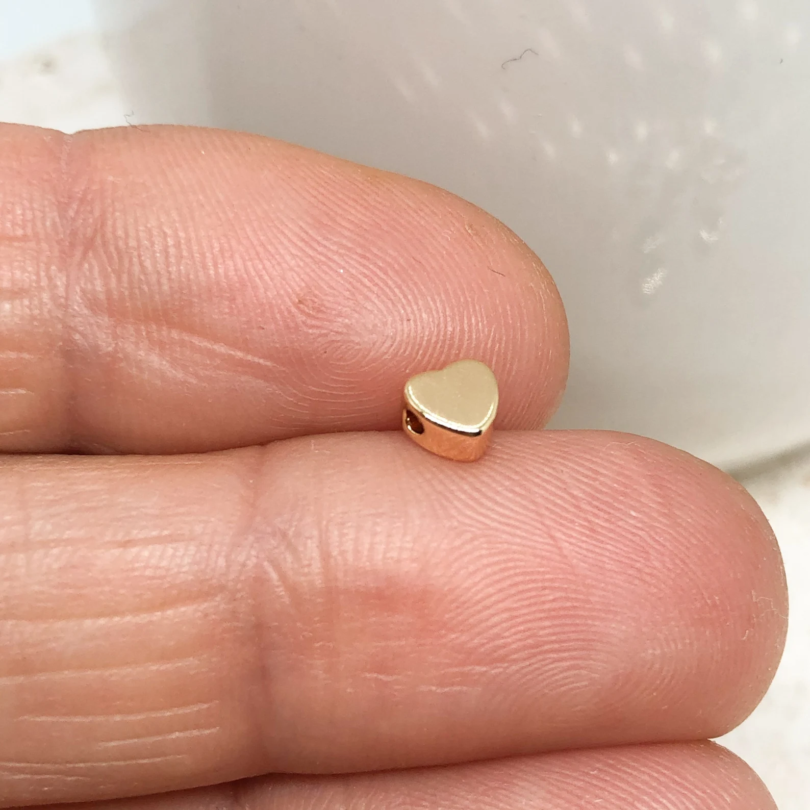 Herzen aus Messing 10 St. vergoldet, Verbinder Perle Herz