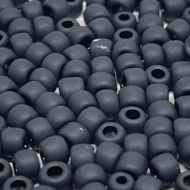 TOHO Perlen Rocaille 10 Gramm Schwarz Matt Opak Nr. 49F