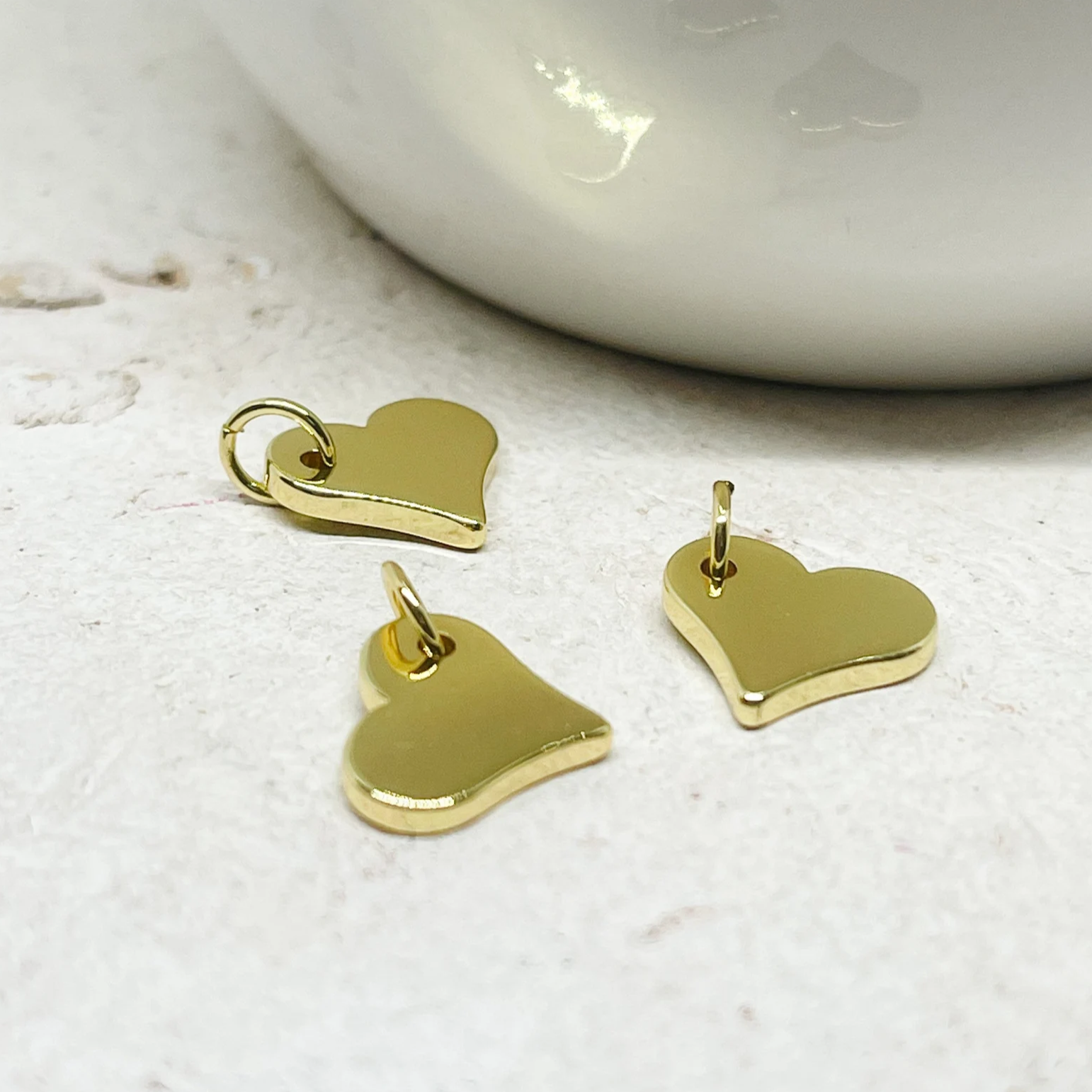 Anhänger Herz aus Messing 3 St. Charm Herz 18K vergoldet