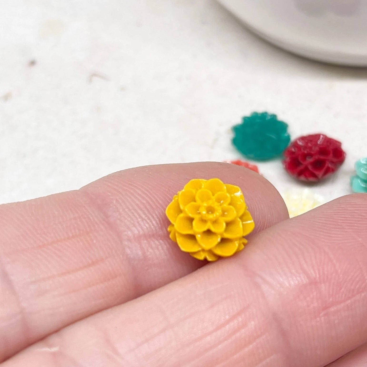 10 St. Resin Blümchen, Blumen Perlen Bunt gemischt
