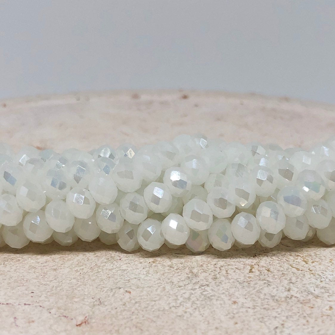 Kristallperlen 6mm Weiß