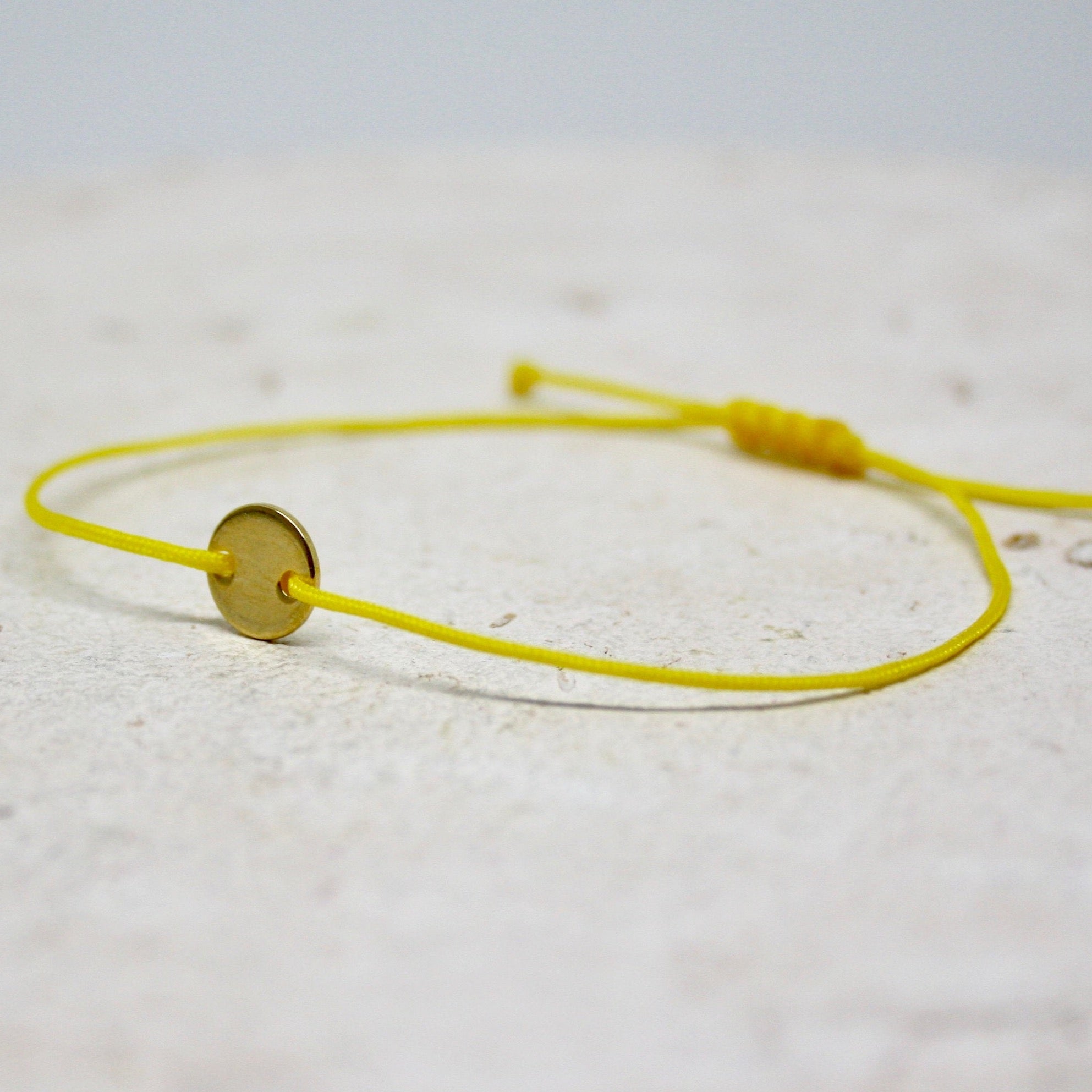 Drei Armbänder Gelb Gold