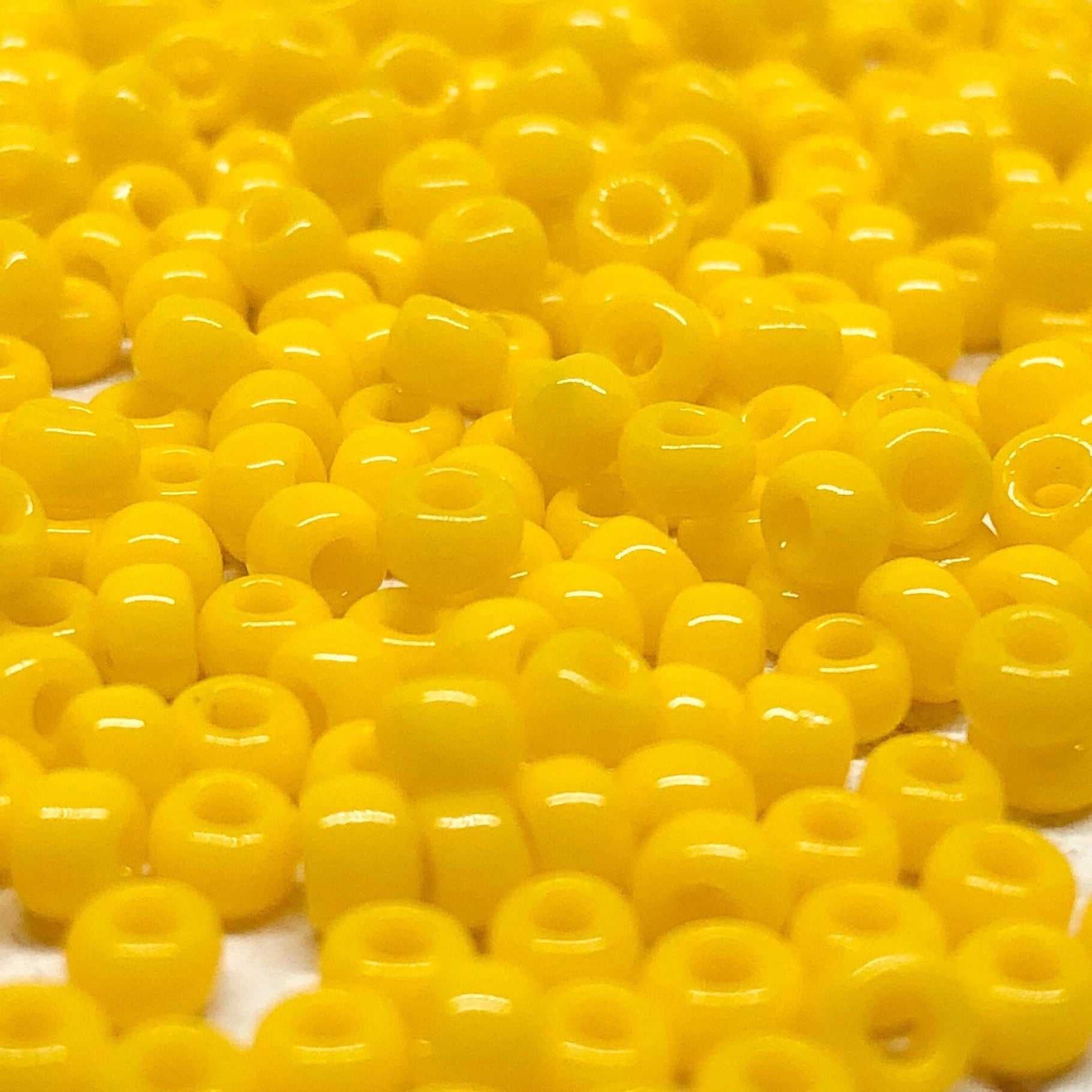 TOHO Perlen Rocaille Gelb, Opaque Sunshine Nr. 42B