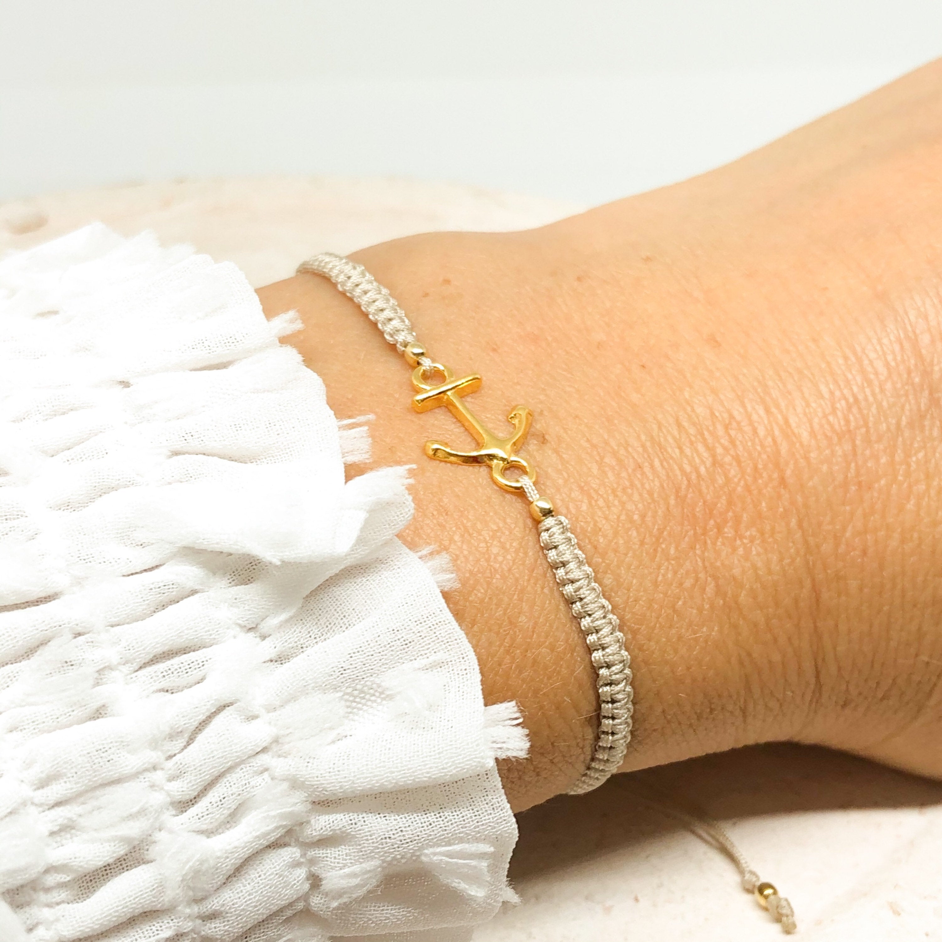 Geflochtenes Armband mit Anker