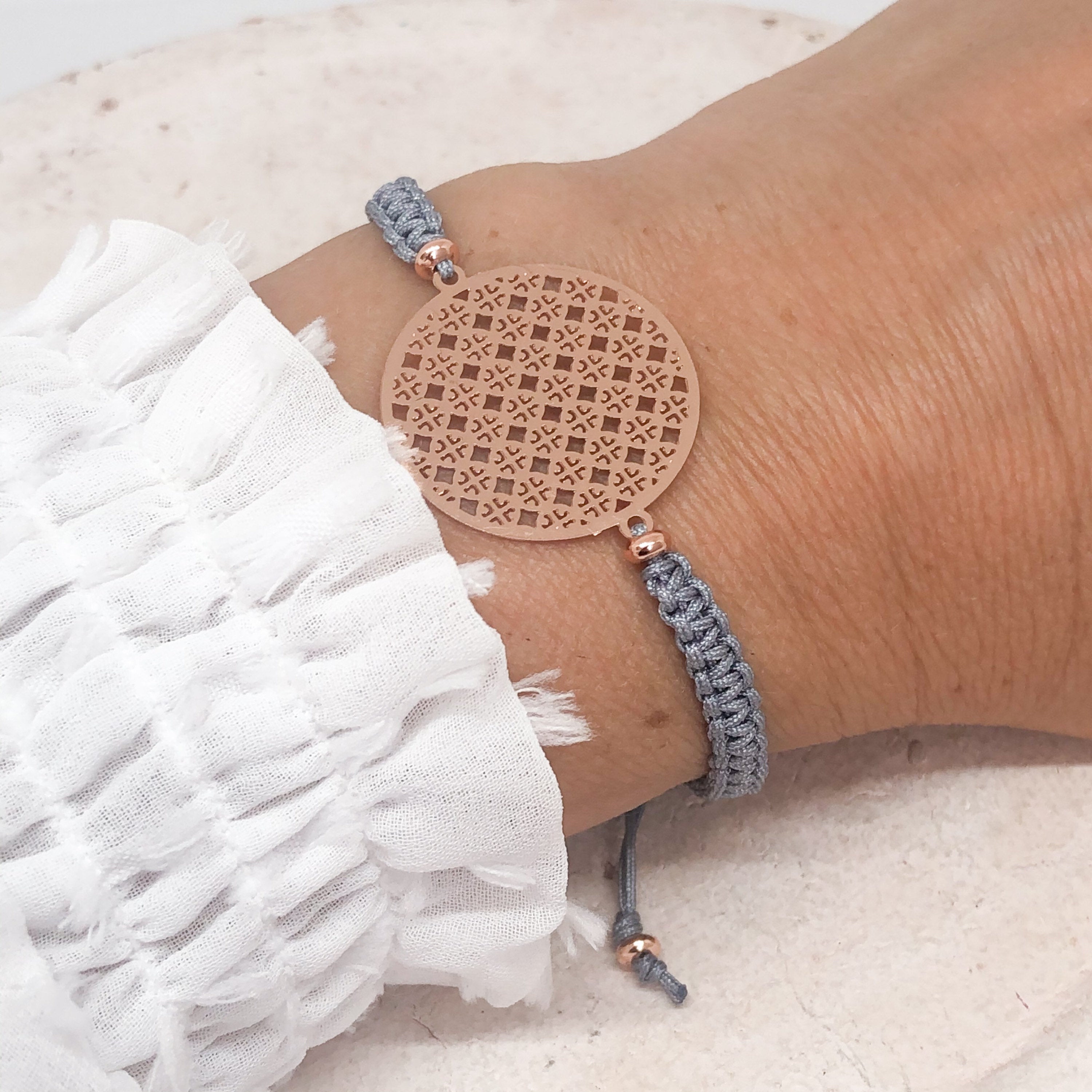 Flechtarmband mit Lebensblume