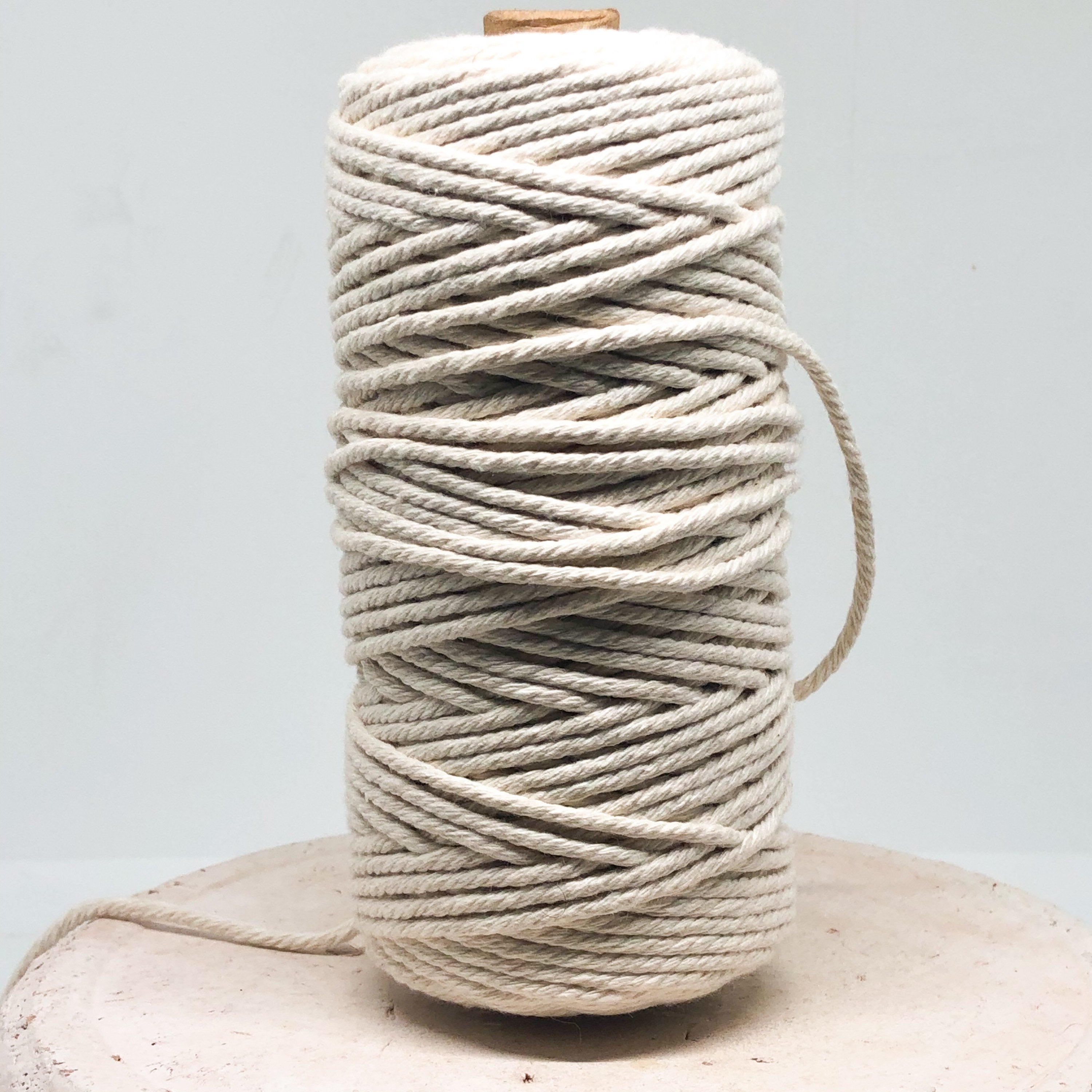 Macrameeband 3mm Baumwolle gedreht 10m Creméweiss