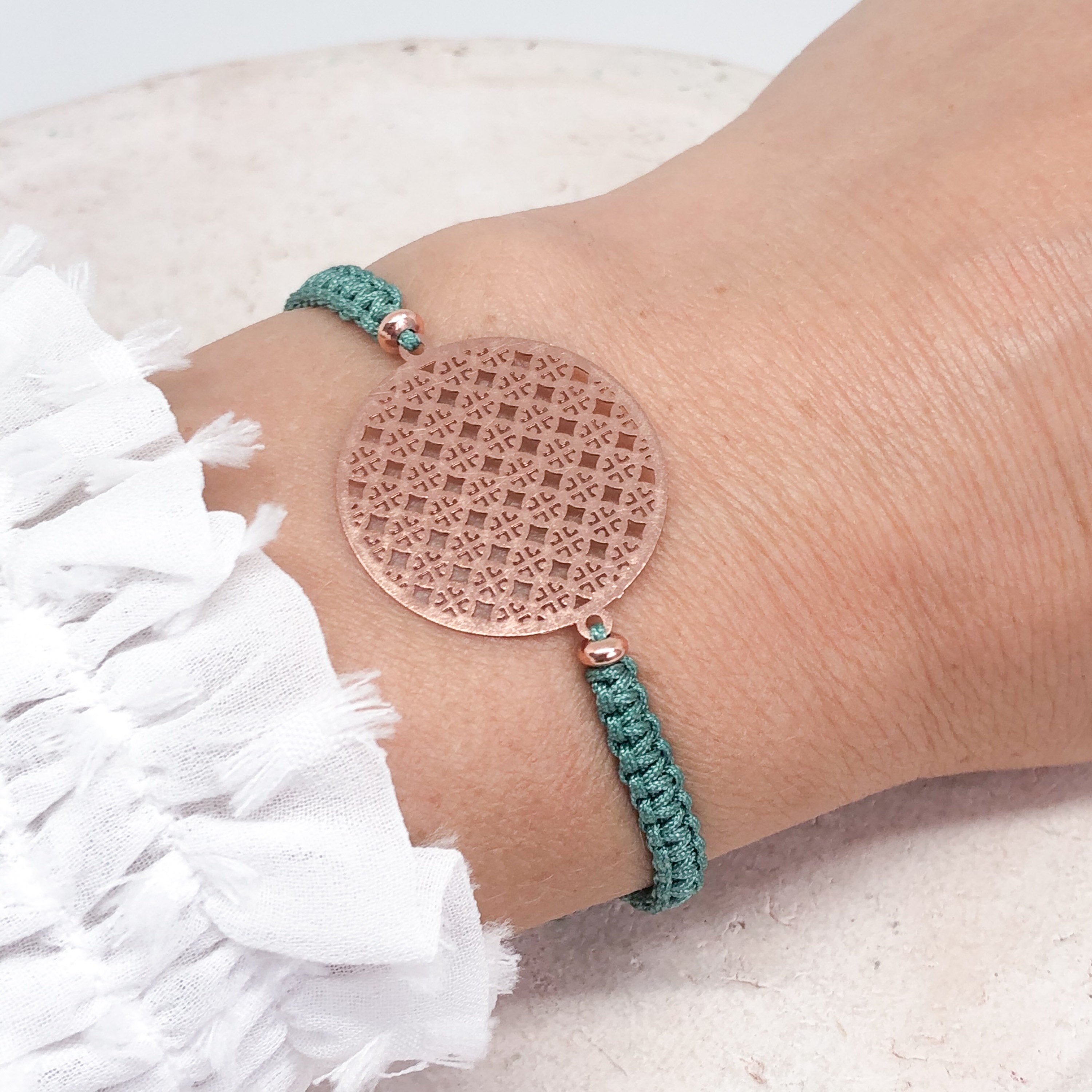 Flechtarmband mit Lebensblume