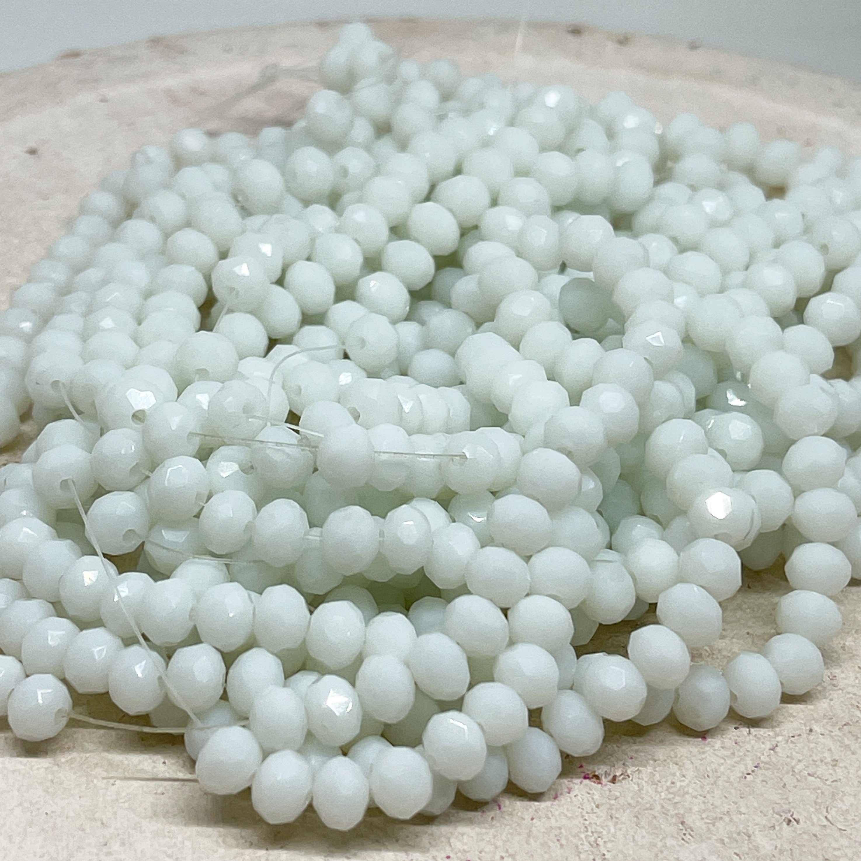 Kristallperlen 6mm Weiß