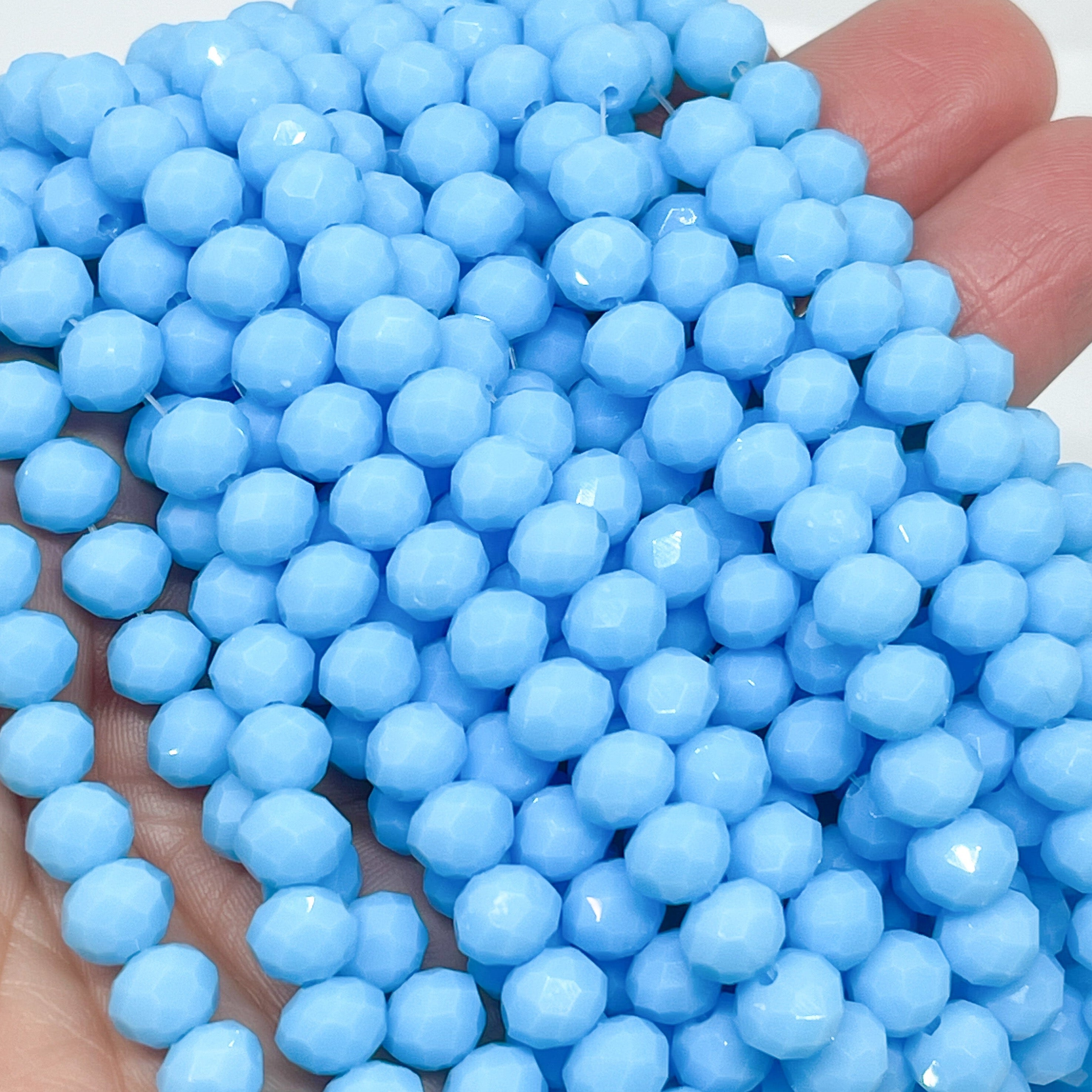 Glasschliffperlen Hell Blau Opak 6mm