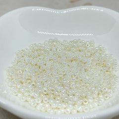 TOHO Perlen Seed Beads 10g Nr. 122