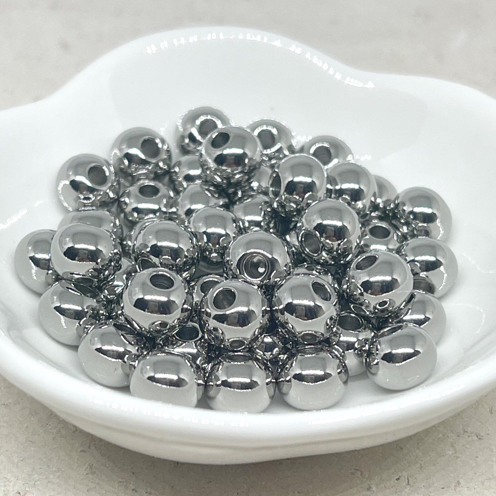 30 St. Edelstahlperlen 8mm