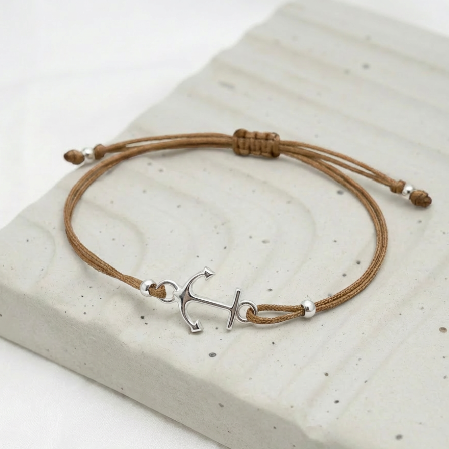 Flechtarmband mit Anker aus Sterling Silber.