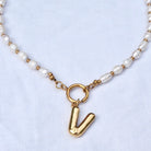 Kette aus Edelstahl mit Initialen Perlen