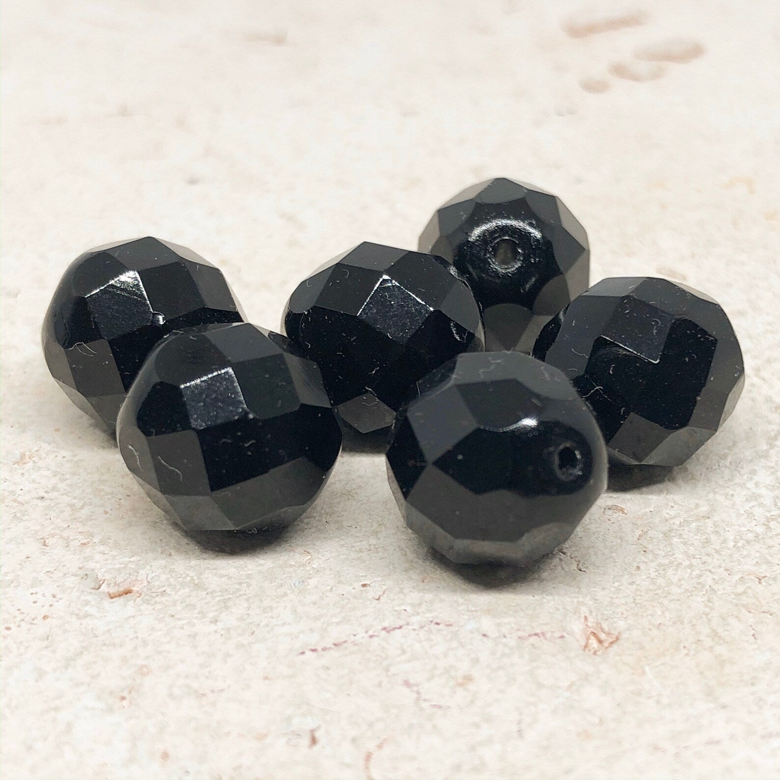 6 böhmische Glasschliffperlen 10 mm – facettierte Glasperlen aus Tschechien